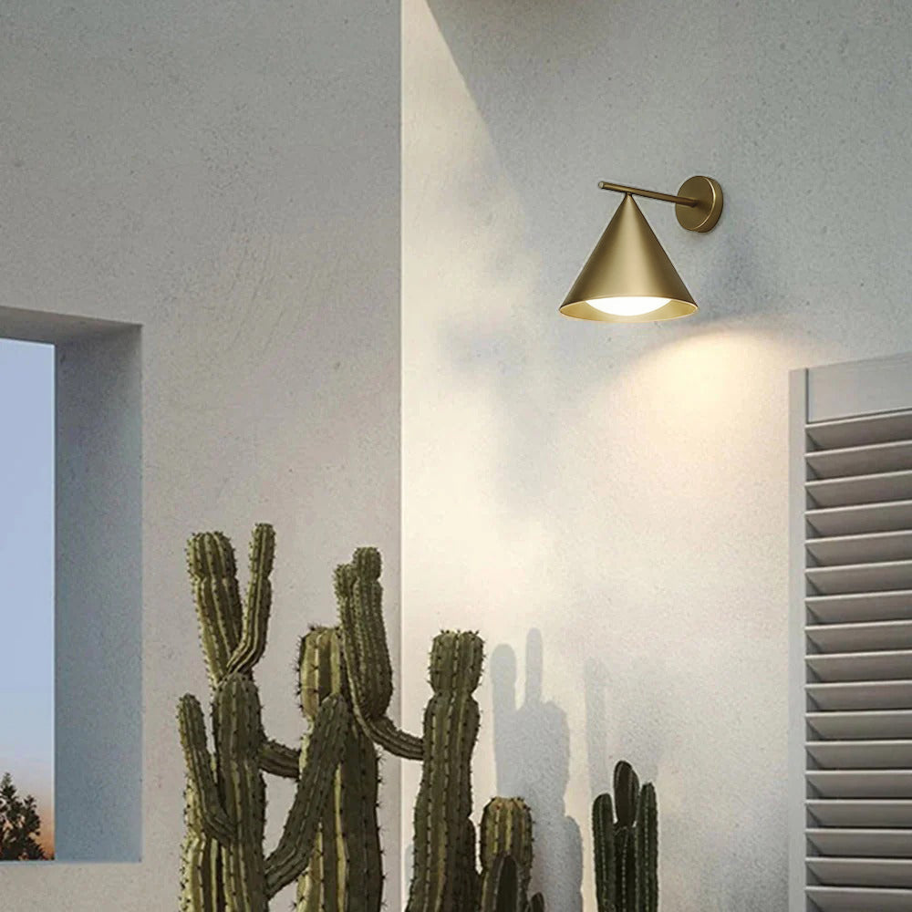 Arisha Modern Minimalist Metal Wall Light