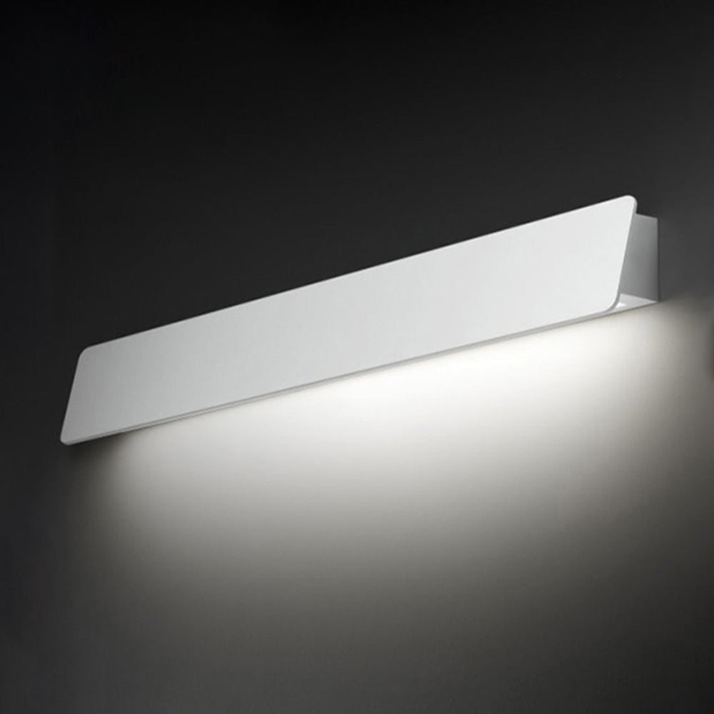 Ray Industrial Linear Metal Outdoor Wall Lamp - Lamp Outdoor