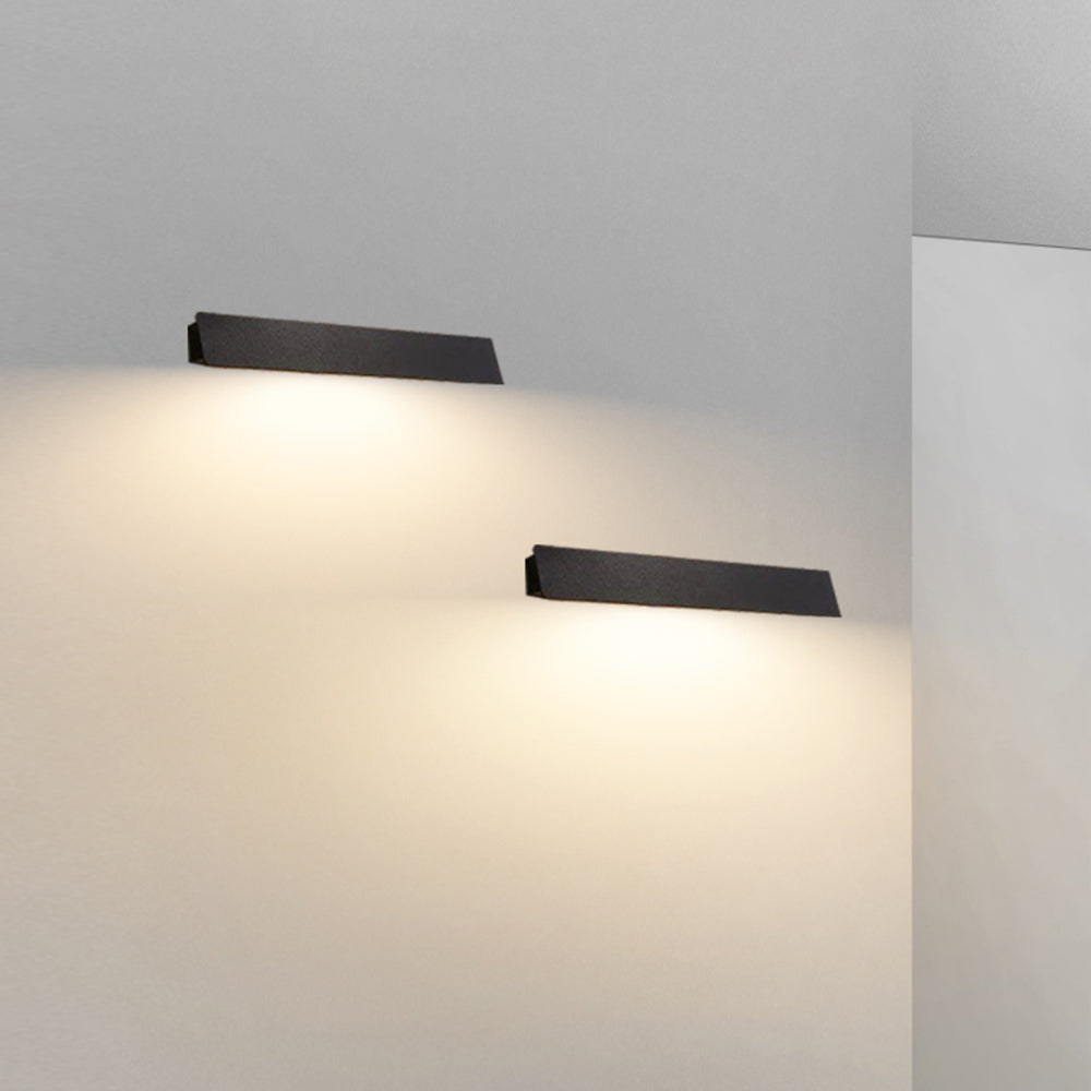 Ray Industrial Linear Metal Outdoor Wall Lamp - Lamp Outdoor