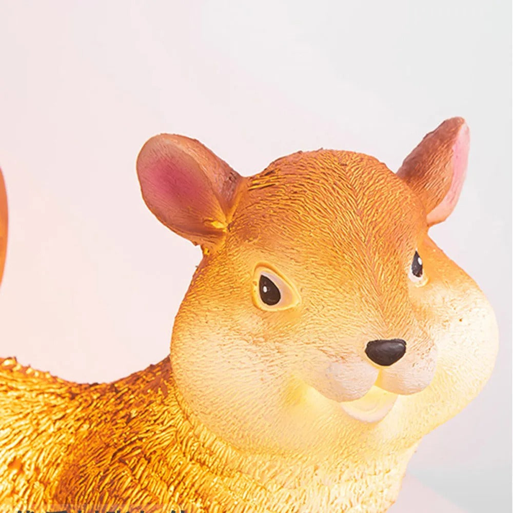 Aria Decorative Squirrel Solar Resin Outdoor Light - Lamp Outdoor