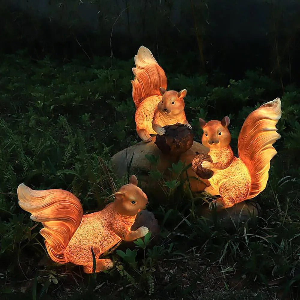 Aria Decorative Squirrel Solar Resin Outdoor Light - Lamp Outdoor