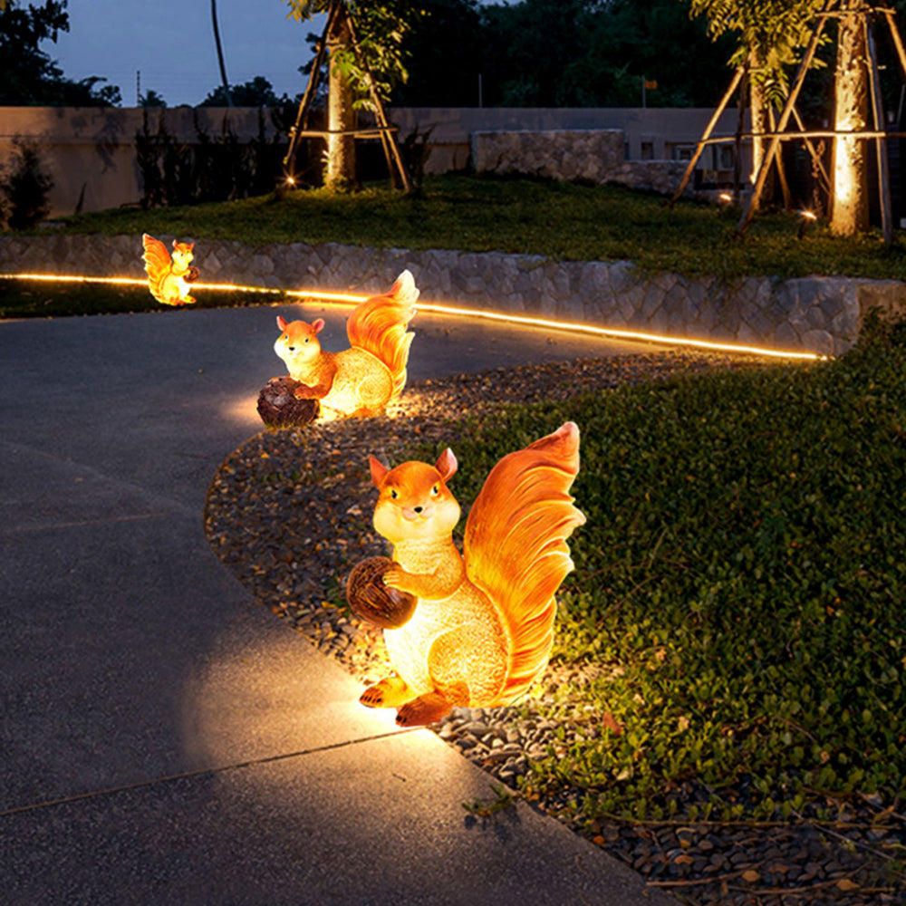 Aria Decorative Squirrel Solar Resin Outdoor Light - Lamp Outdoor