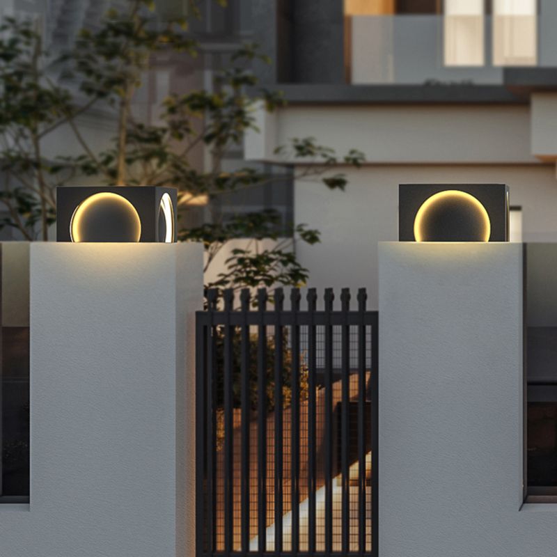 Ray Modern Rectangular Metal Outdoor Lamps Post - Lamp Outdoor