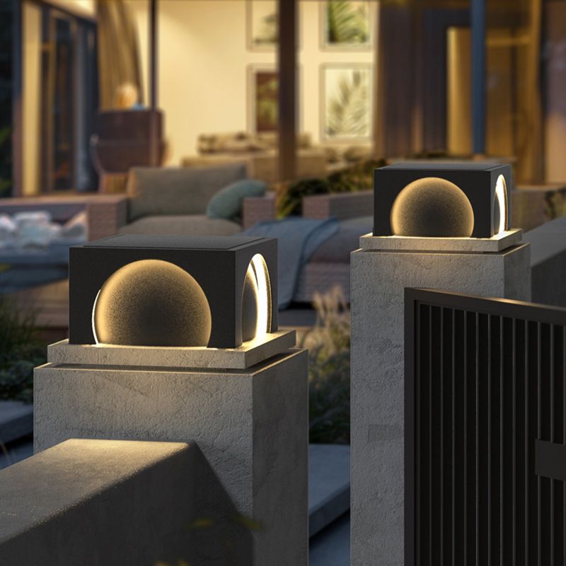 Ray Modern Rectangular Metal Outdoor Lamps Post - Lamp Outdoor