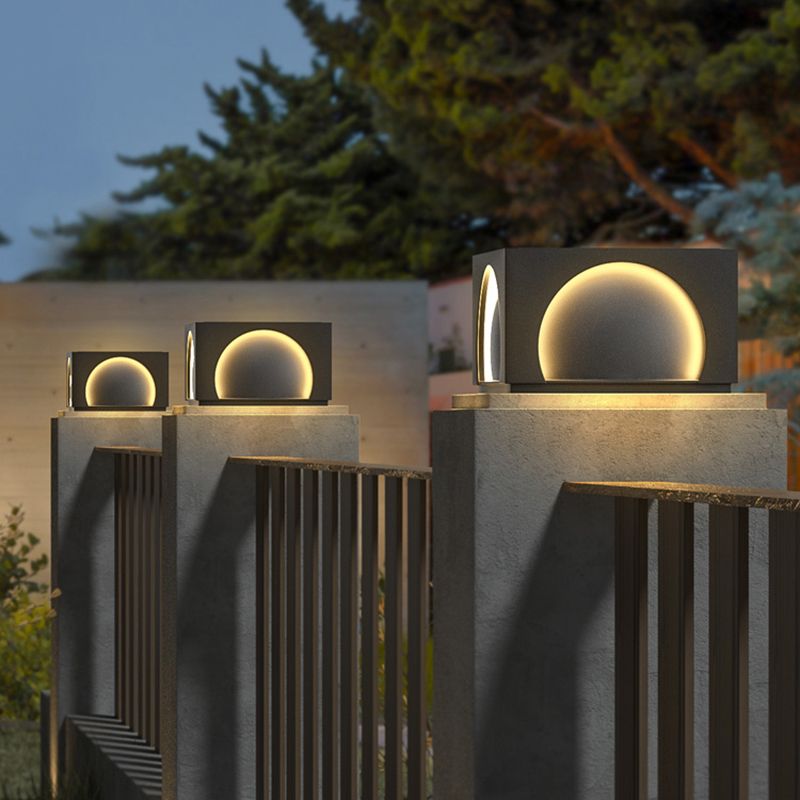 Ray Modern Rectangular Metal Outdoor Lamps Post - Lamp Outdoor