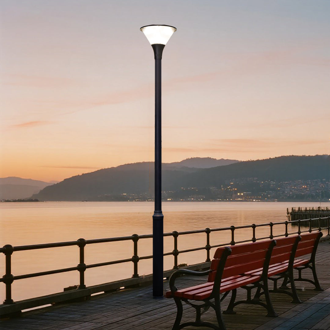 High-Pole Yard Post Light Minimalist Style - Lamp Outdoor