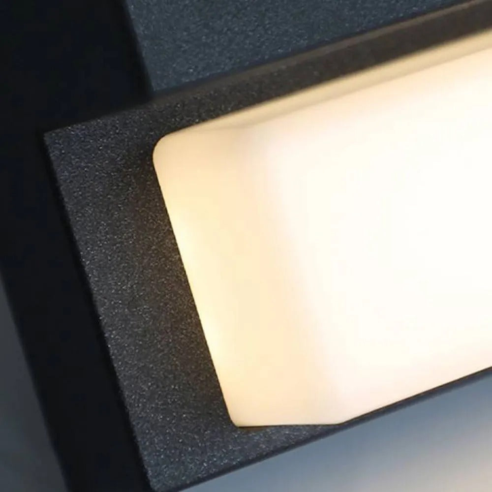 Ray Minimalist Solar Linear Acrylic Outdoor Wall Lamp - Lamp Outdoor
