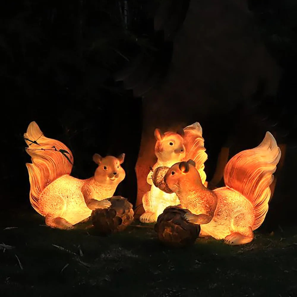 Aria Decorative Squirrel Solar Resin Outdoor Light - Lamp Outdoor