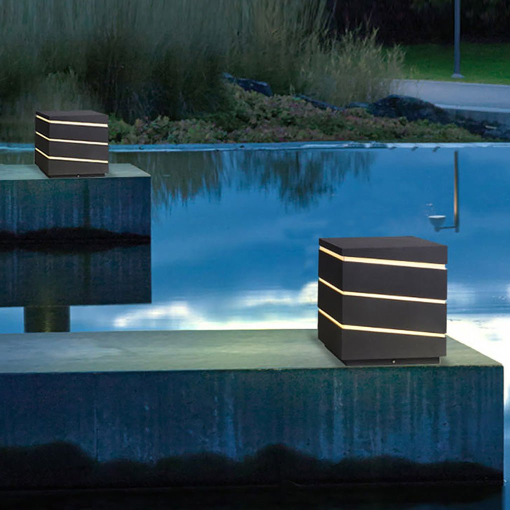Modern Elegant Square Outdoor LED Light with Linear Lampshade - Lamp Outdoor