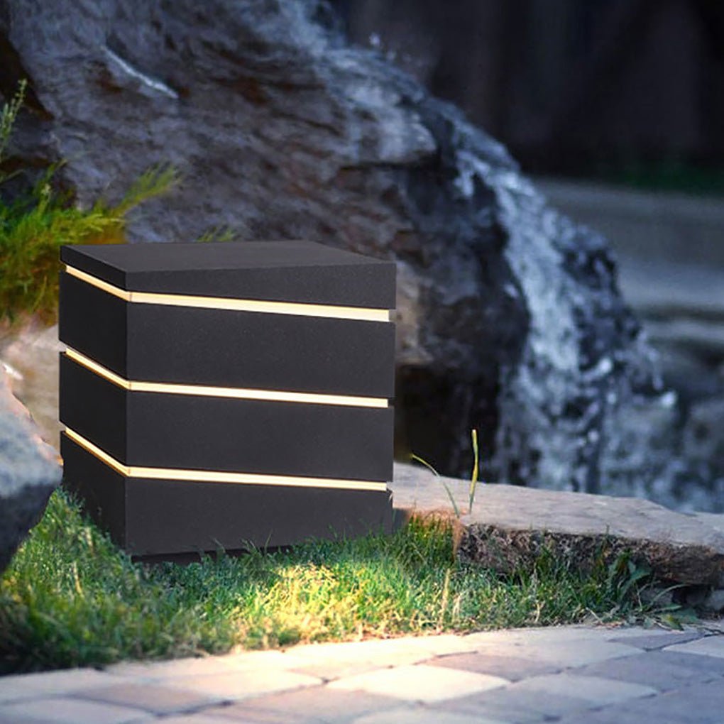 Modern Elegant Square Outdoor LED Light with Linear Lampshade - Lamp Outdoor