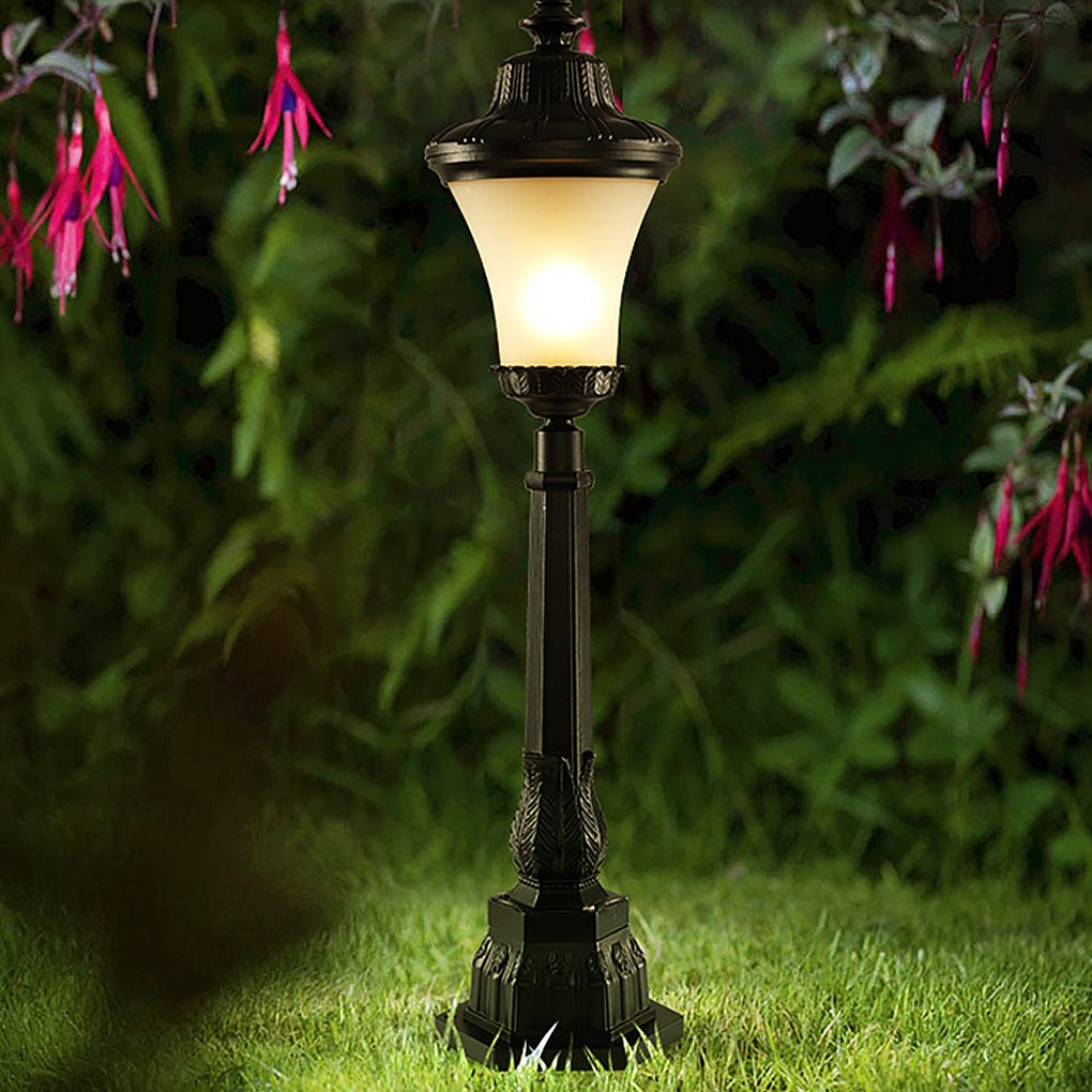 Vintage High Pole Garden Light Elegant Retro Outdoor Post Lighting - Lamp Outdoor